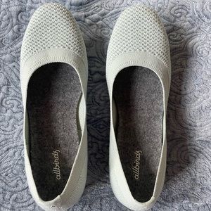 Allbirds Tree Breezers flats size 7.5